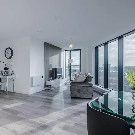 Stunning 2-Bed Premium Apartment - Free Wi-Fi Preston  Exterior photo